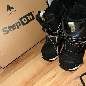 Step on snowboard boots